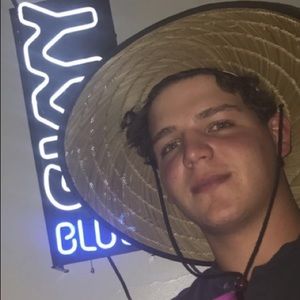 Meet your Posher, Austin